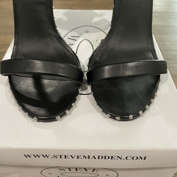 Steve Madden piercing studded sandal heels - Picture 4 of 7